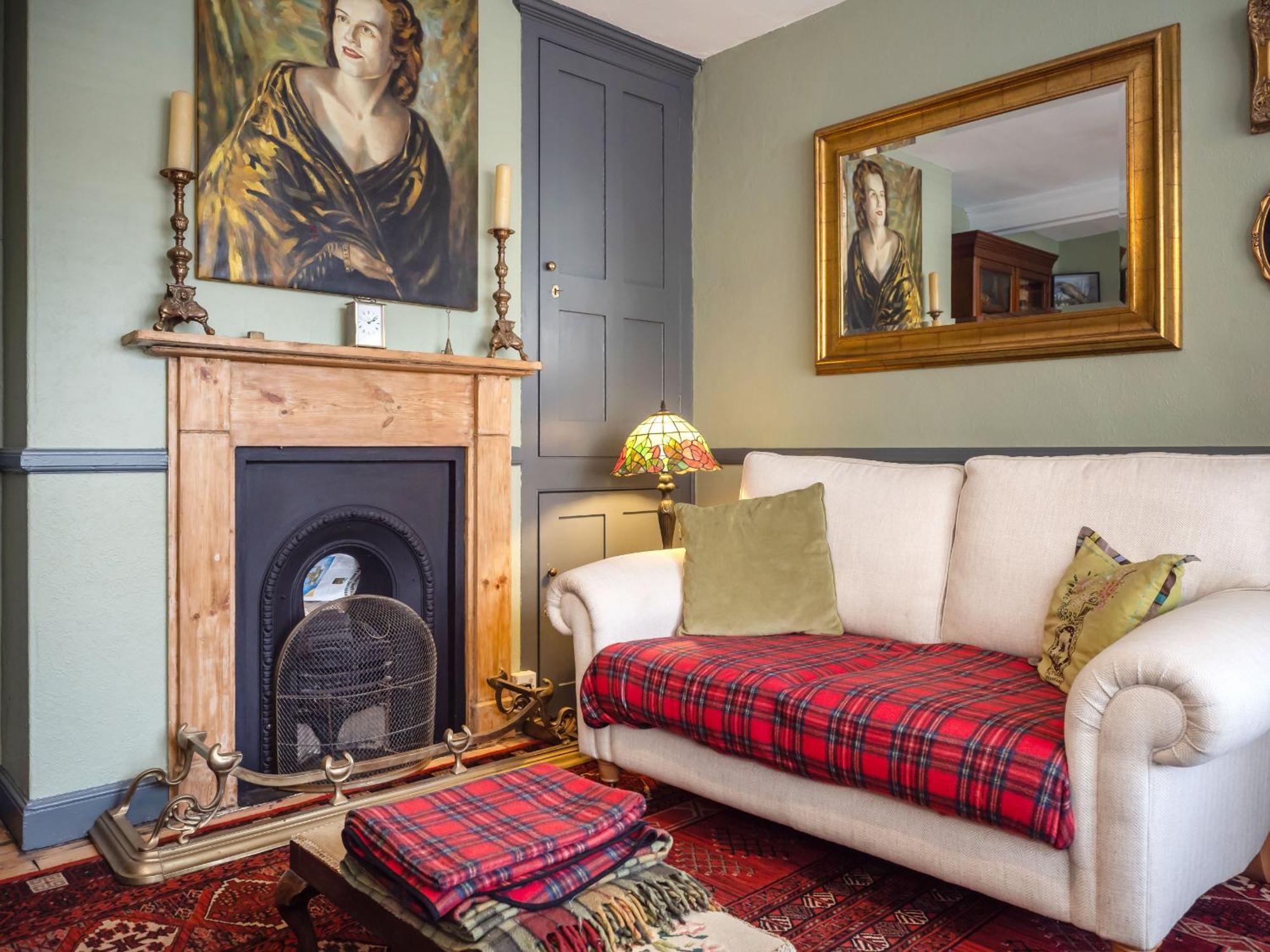 Finest Retreats - The Old Sunday School & Vestry *