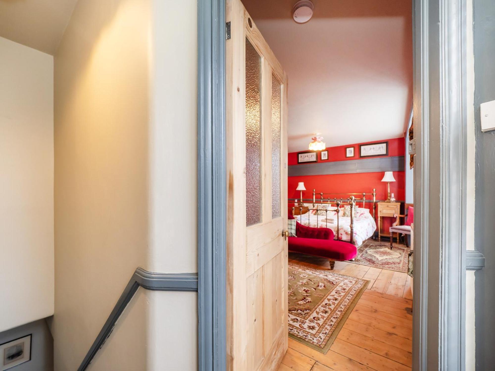 Finest Retreats - The Old Sunday School & Vestry