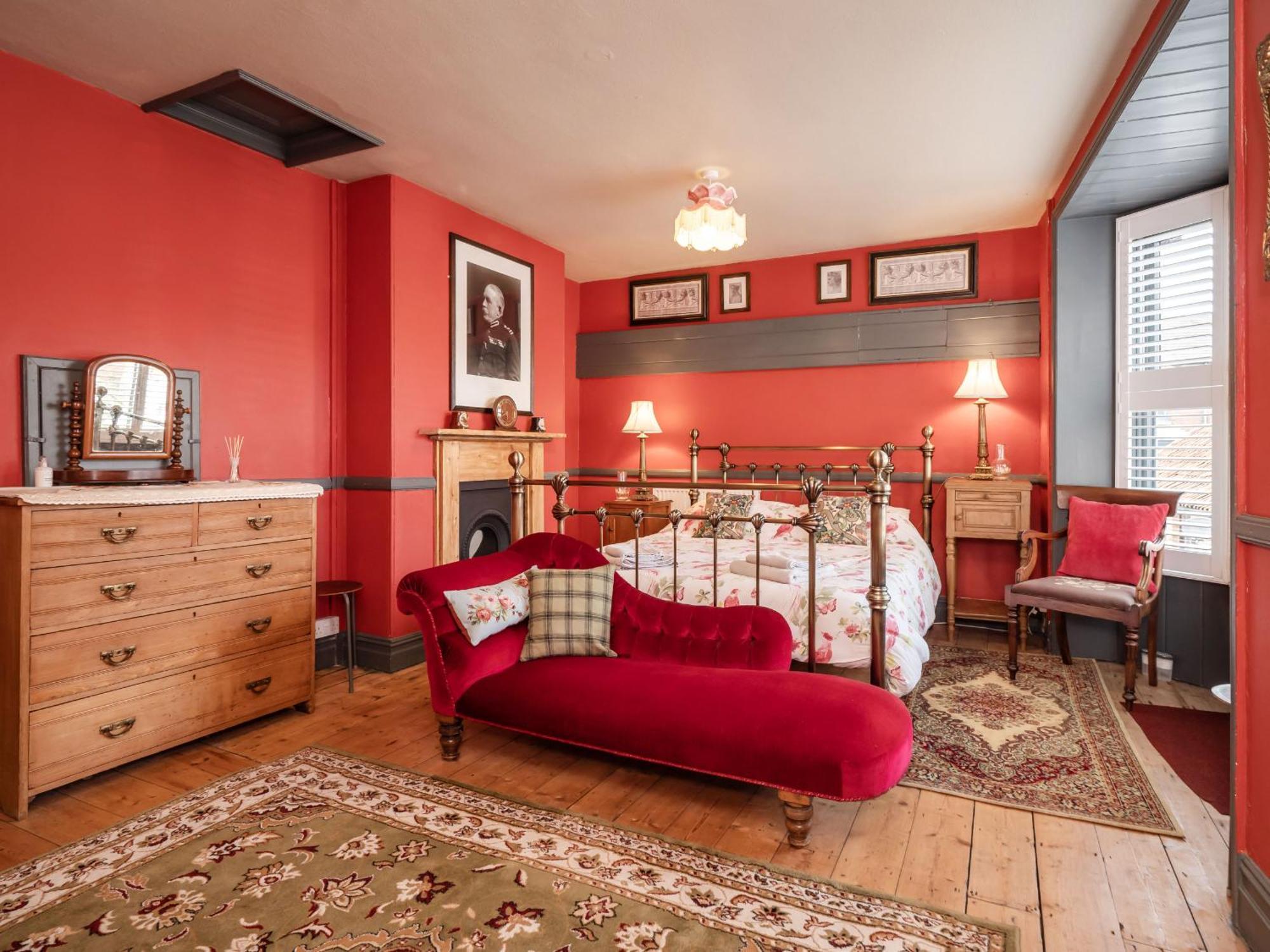 Finest Retreats - The Old Sunday School & Vestry